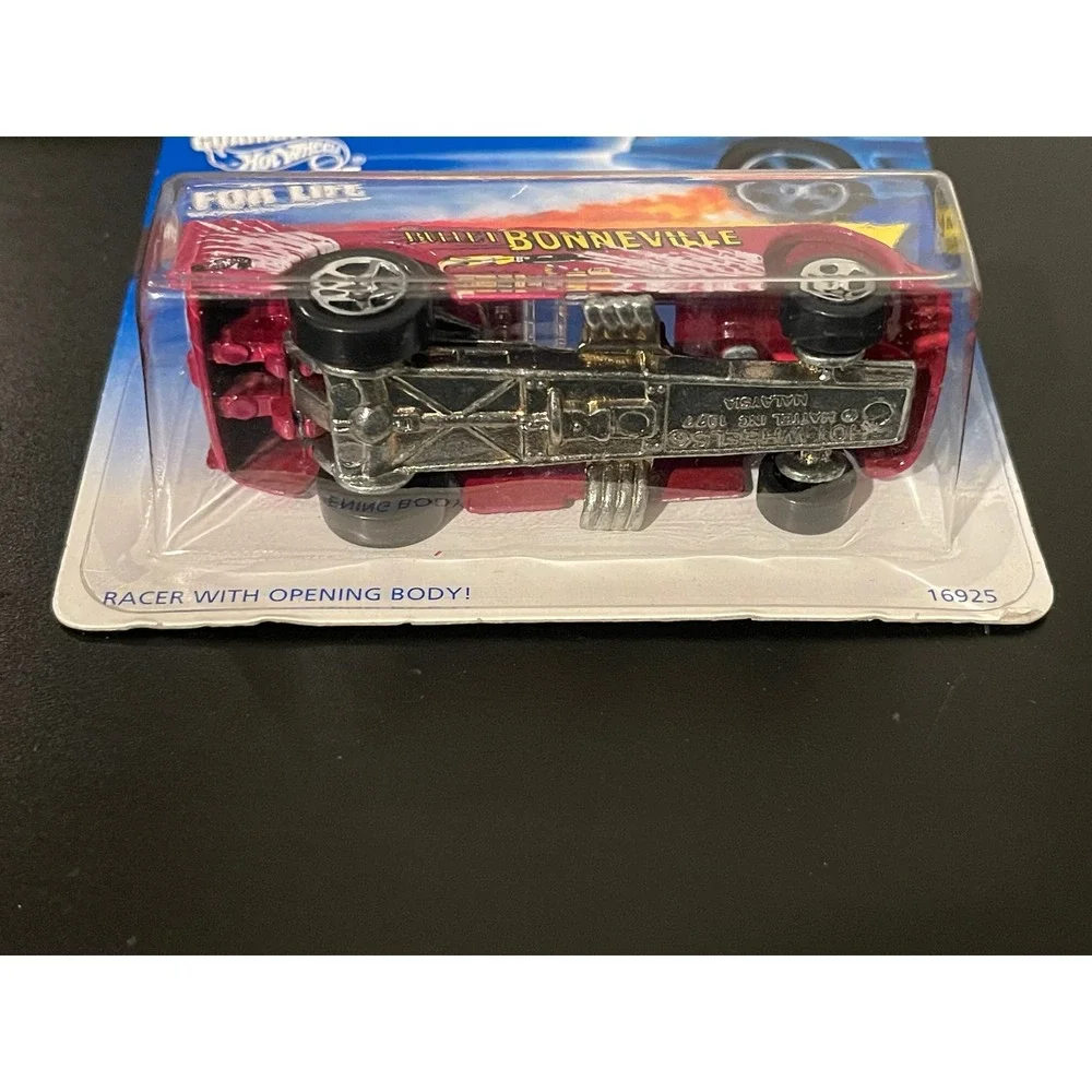 00563 - Hot Wheels Speed Spray Bonneville Collector 552 Diecast Toy Car '96‎